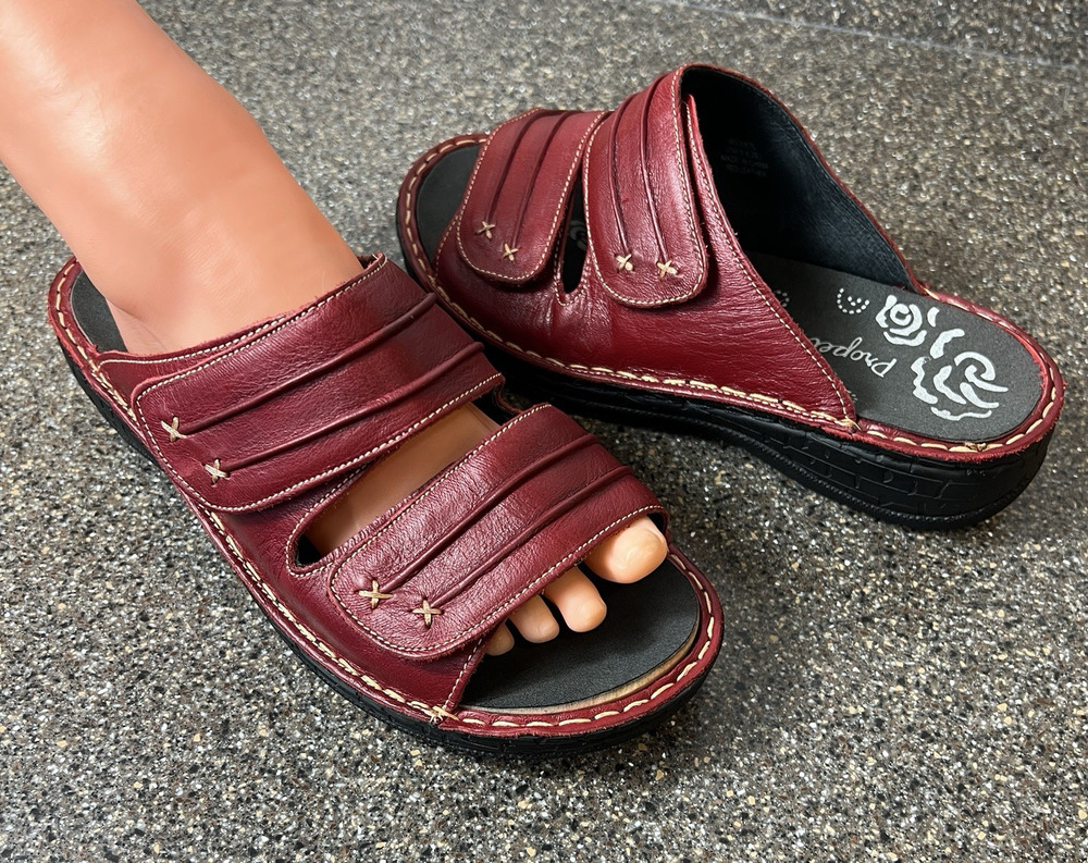 Propet Women's Size 8 X (2E) Red Leather Sandals Slip On Open Toe Comfort Casual